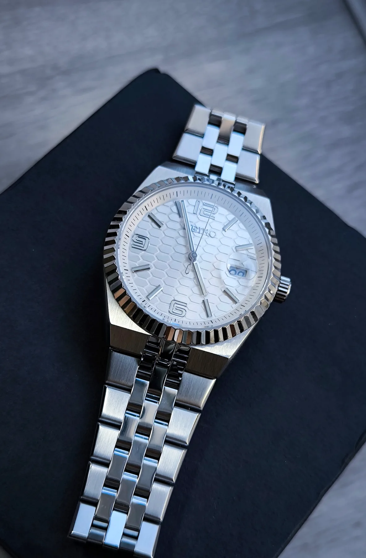Seiko Mod Land-Dweller Automatique – Cadran blanc nid d'abeille – 40 mm — photo 3
