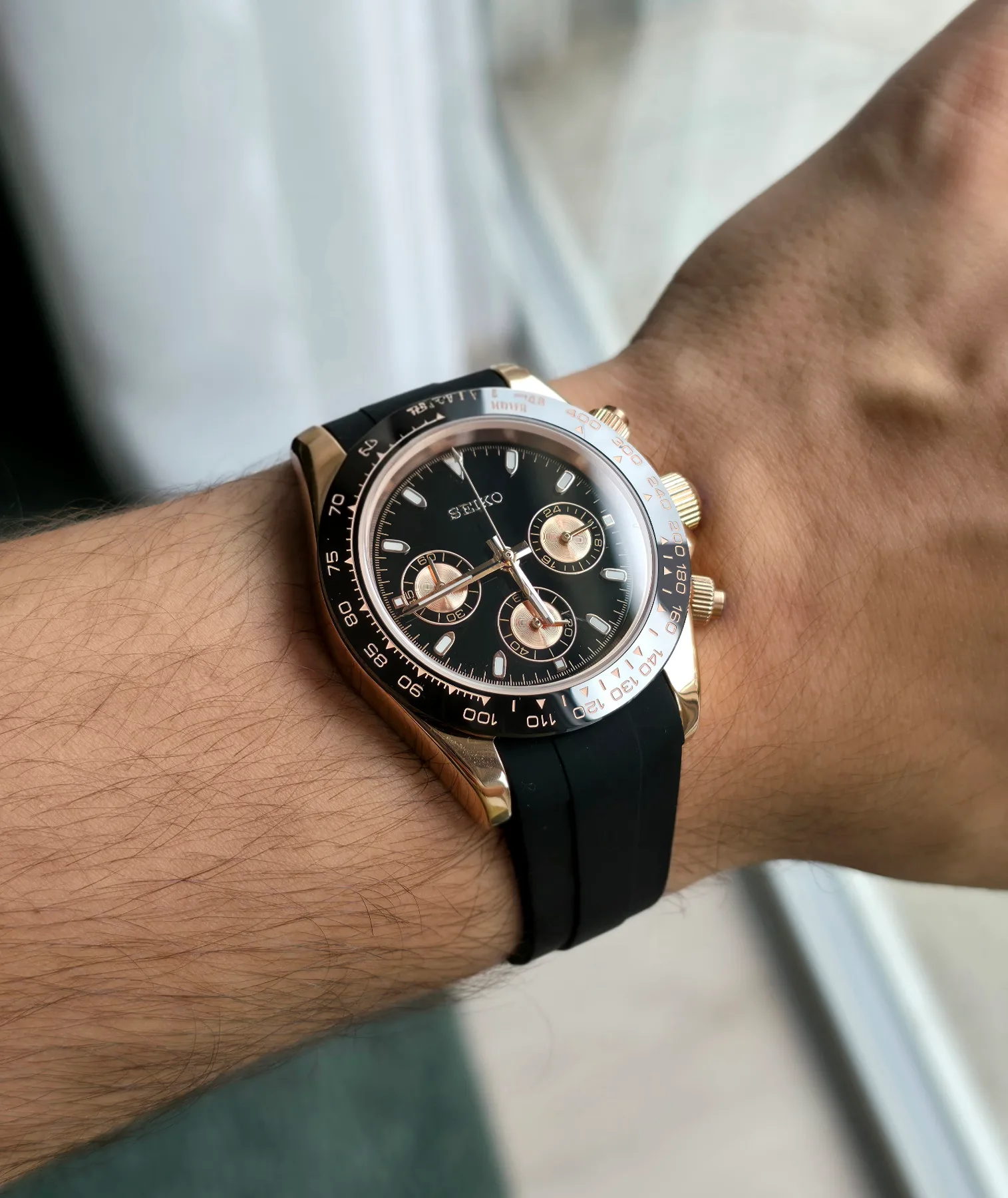 Seiko Mod Daytona Chronographe – Or rose et cadran noir – 40 mm — photo 5